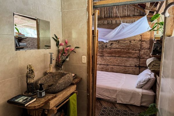 Casa Mariposa Azul (Blue Morpho)​ bathroom 1